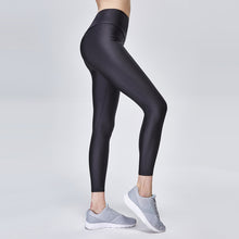 Load image into Gallery viewer, Geomerical print fitness leggings - Secret Apparel
