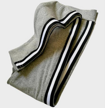 Load image into Gallery viewer, Stretchable Side Strip Pants - Secret Apparel
