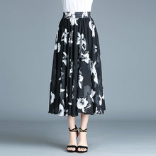 Load image into Gallery viewer, Retro pleated skirt - Secret Apparel
