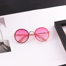 Load image into Gallery viewer, Round sunglasses - Secret Apparel
