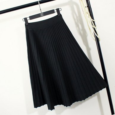 Pleated skirt - Secret Apparel