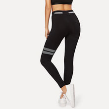 Load image into Gallery viewer, Black Fitness Leggings - Secret Apparel
