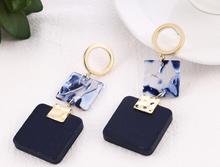 Load image into Gallery viewer, Square Wood Earrings - Secret Apparel
