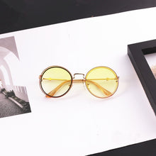 Load image into Gallery viewer, Round sunglasses - Secret Apparel
