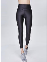 Load image into Gallery viewer, Geomerical print fitness leggings - Secret Apparel
