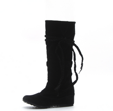 Load image into Gallery viewer, Knee High Snow Boots - Secret Apparel
