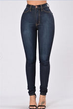 Load image into Gallery viewer, Skinny fit pencil jeans - Secret Apparel
