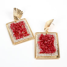 Load image into Gallery viewer, Square Bling Fashion Earrings - Secret Apparel
