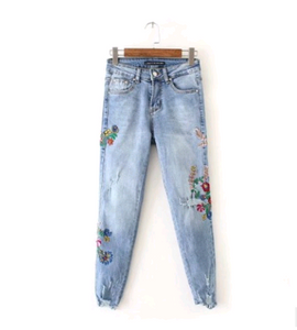 Embroidered Mom Jeans - Secret Apparel