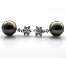 Load image into Gallery viewer, Black Pearl Earrings - Secret Apparel
