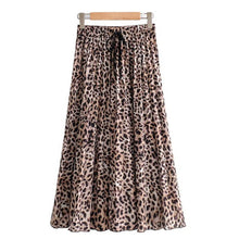 Load image into Gallery viewer, Leopard print midi skirt - Secret Apparel
