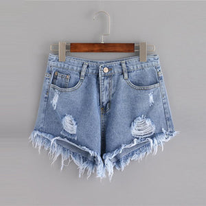 Distressed denim shorts - Secret Apparel